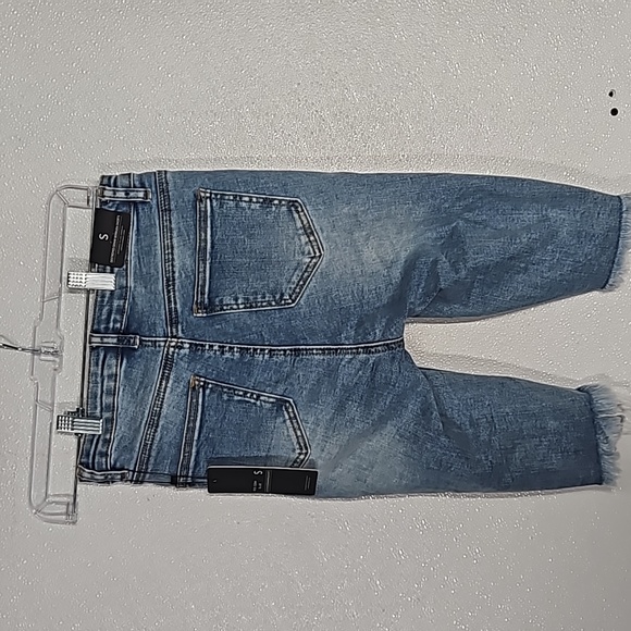 Denim crop shorts, Small. A7 - Picture 7 of 13